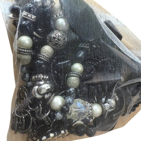 Black Jewelry Mystery Lot Beaded Silver Tone Assorted Dark Colors Includes Neckl - Picture 1 of 8